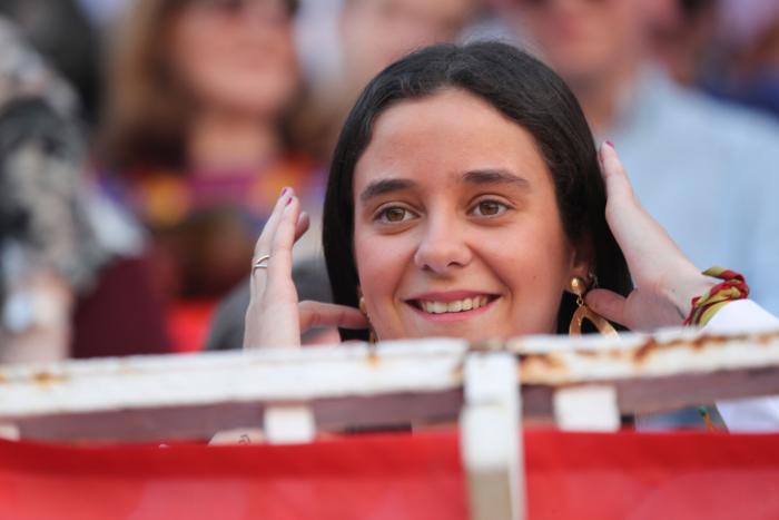 Una experta en estética política señala lo que hacía realmente Victoria Federica en esta escena