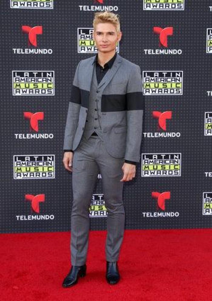 Primera edición de los Latin American Music Awards: famosos, premios y escotes increíbles