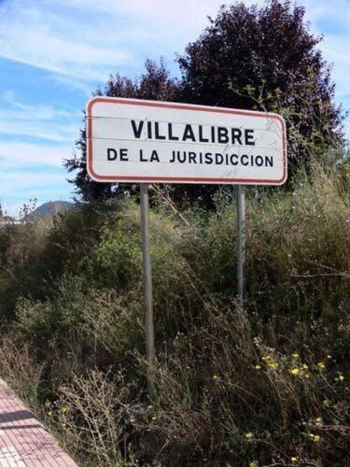 Esta conversación de un joven con su madre por WhatsApp es épica: "El mejor hilo que he visto en mi vida"