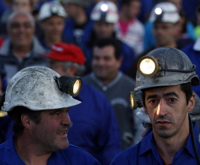 El Gobierno convoca una reunión de urgencia por el futuro de Alcoa