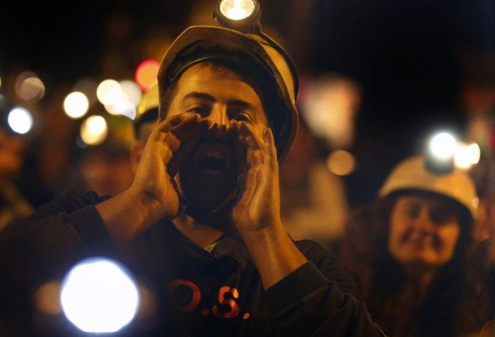 El Gobierno convoca una reunión de urgencia por el futuro de Alcoa