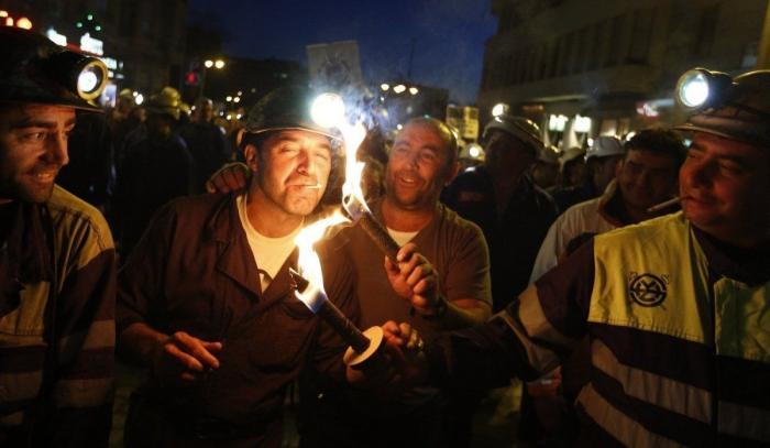 El Gobierno convoca una reunión de urgencia por el futuro de Alcoa
