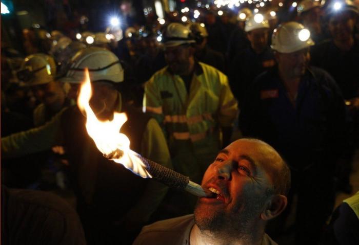 El Gobierno convoca una reunión de urgencia por el futuro de Alcoa