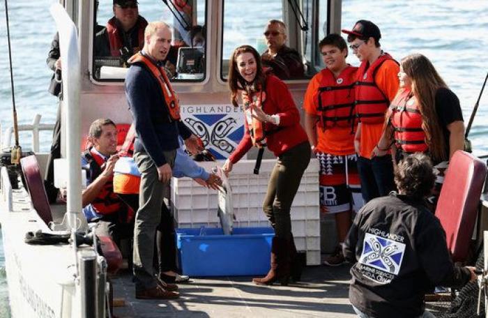 El príncipe Enrique denuncia una campaña de acoso a su novia, Meghan Markle