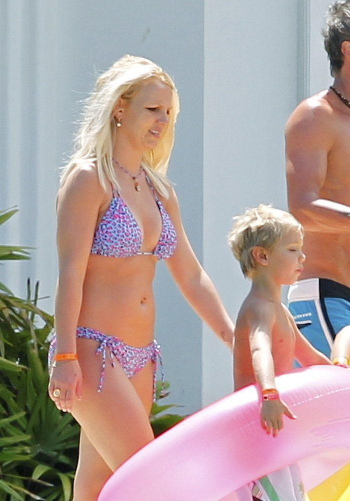 Playas con famosos: el verano de las 'celebrities' (FOTOS)