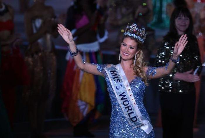 La española Mireia Lalaguna es elegida Miss Mundo 2015