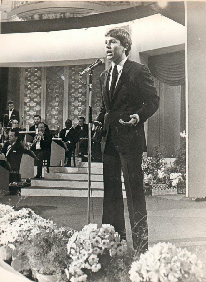 Raphael en Eurovisión: canciones y puestos