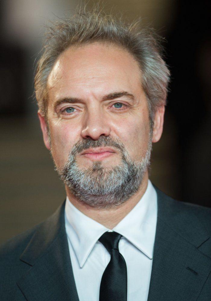 Alfombra roja de Skyfall: Penélope Cruz acompaña a Bardem en el estreno de la nueva película de James Bond (FOTOS)