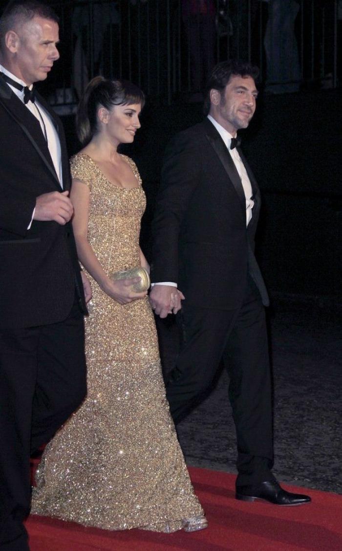 Alfombra roja de Skyfall: Penélope Cruz acompaña a Bardem en el estreno de la nueva película de James Bond (FOTOS)