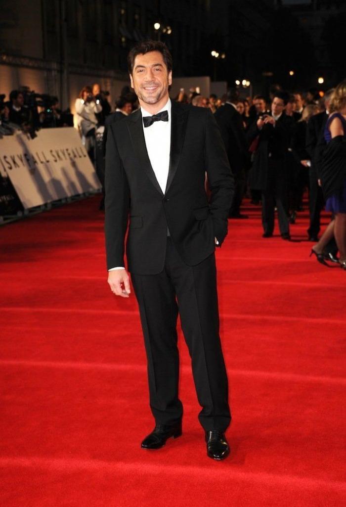 Alfombra roja de Skyfall: Penélope Cruz acompaña a Bardem en el estreno de la nueva película de James Bond (FOTOS)