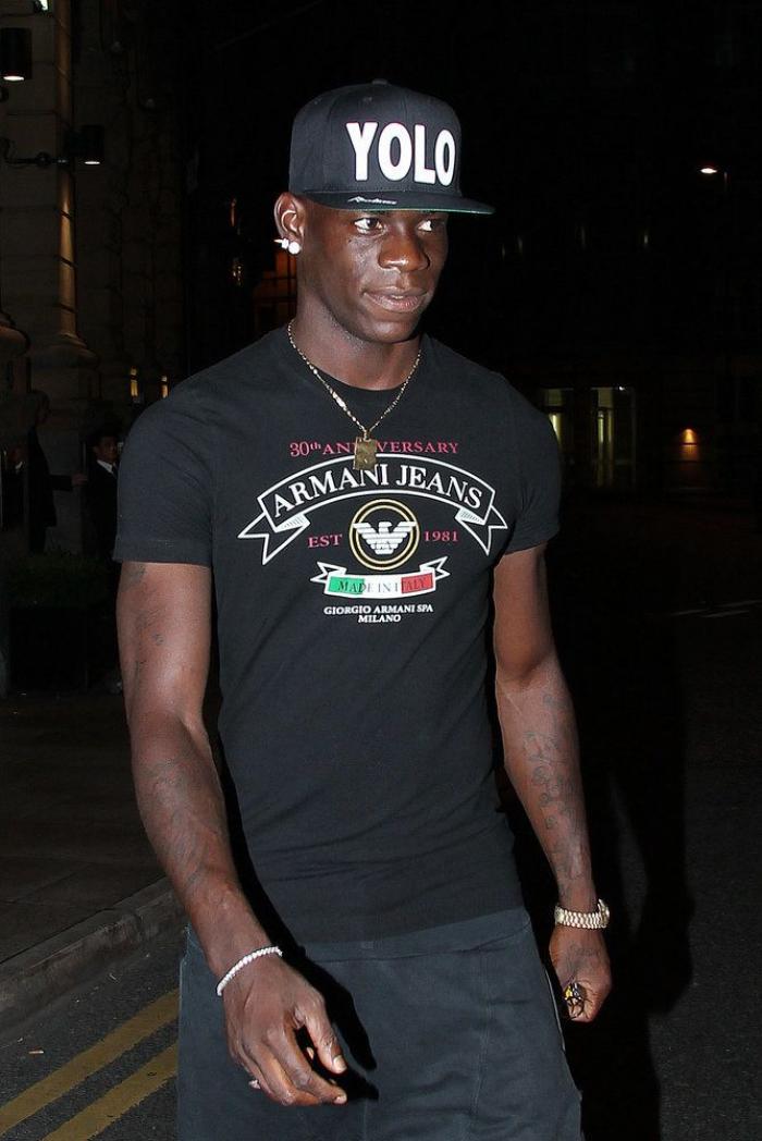 El estilo de Balotelli: cómo viste el jugador del Manchester (FOTOS)