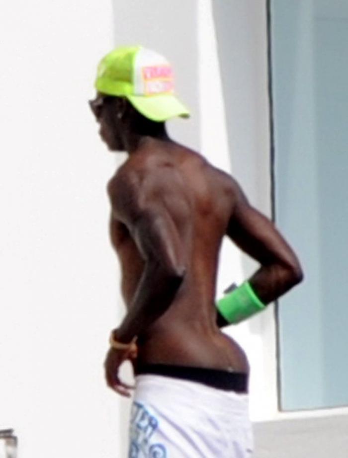 El estilo de Balotelli: cómo viste el jugador del Manchester (FOTOS)