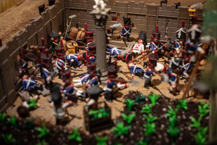 Clases de historia con Playmobil: la exposición de los clicks que te lleva del Antiguo Egipto a la actualidad