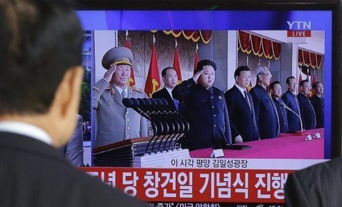 Kim Jong-un exclama ante las masas que está listo para la guerra con EEUU