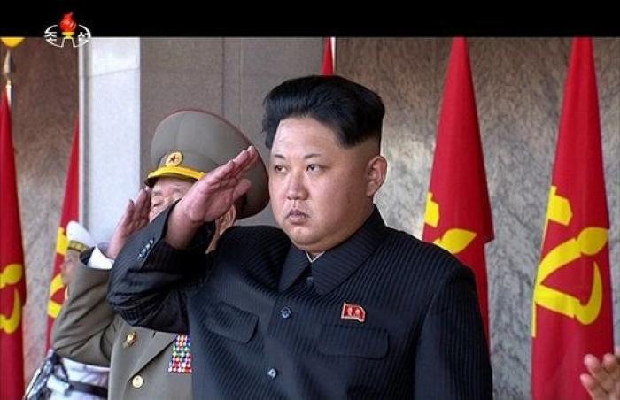 Kim Jong-un exclama ante las masas que está listo para la guerra con EEUU