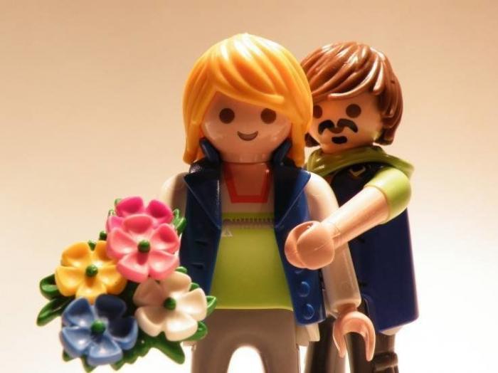 Esta imagen esconde más de 30 conocidos grupos musicales: ¿cuántos localizas?