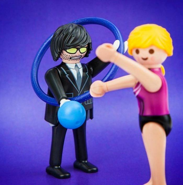 Esta imagen esconde más de 30 conocidos grupos musicales: ¿cuántos localizas?