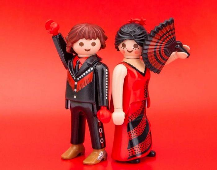 Esta imagen esconde más de 30 conocidos grupos musicales: ¿cuántos localizas?