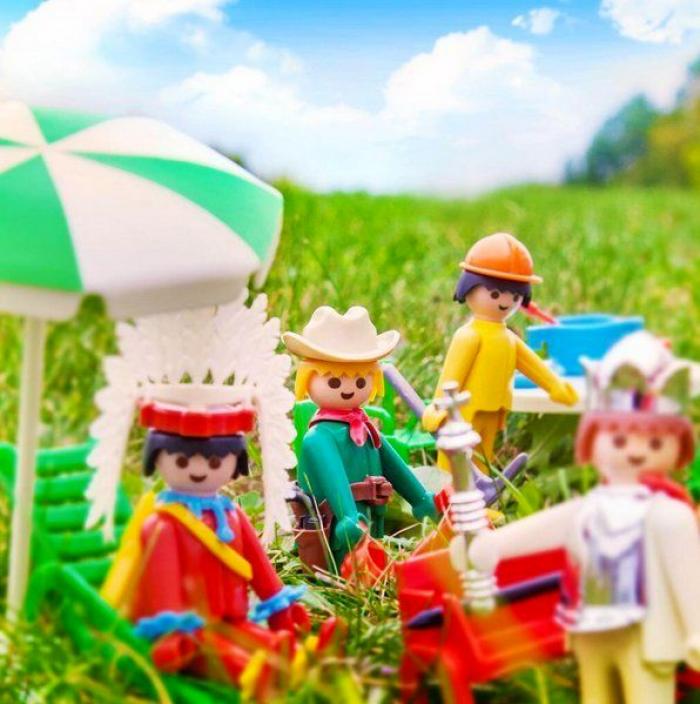 Esta imagen esconde más de 30 conocidos grupos musicales: ¿cuántos localizas?