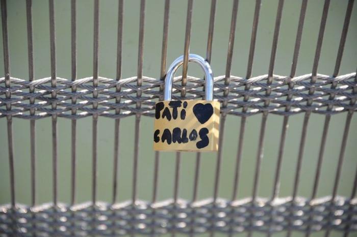 Patricia Conde enseña su truco para no aburrirse en el gimnasio: un libro