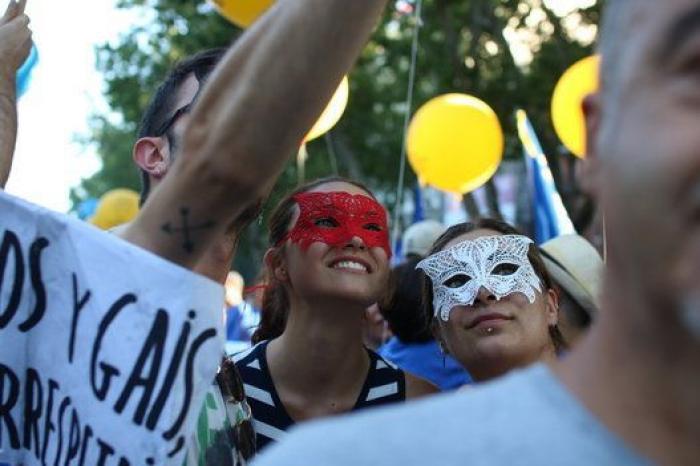 Carla Antonelli denuncia ante el juez nuevas amenazas de muerte: "Cállate puta o esto te pasará"