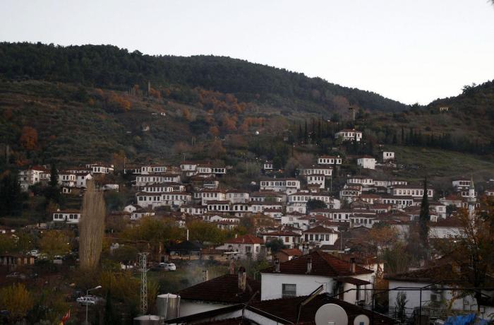 Sitios a salvo del apocalipsis: lugares donde se ha ido a esperar la salvación del fin del mundo (FOTOS)