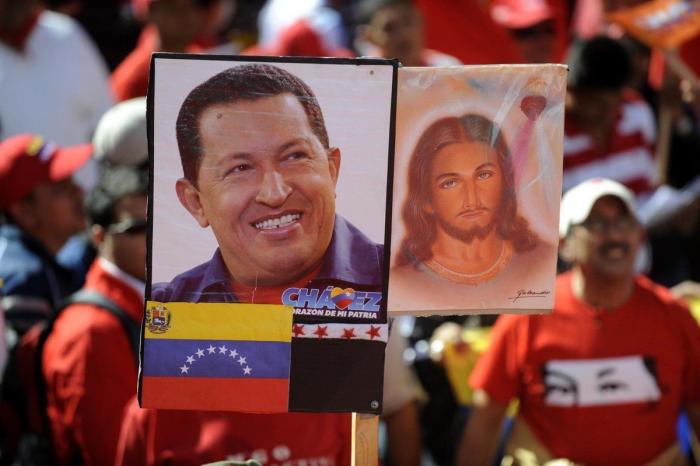Miles de personas marchan por Caracas en apoyo a Hugo Chávez (FOTOS)