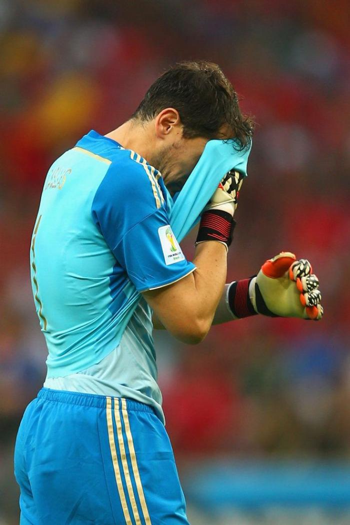 Casillas se retira y pasa a formar parte del staff directivo del Oporto