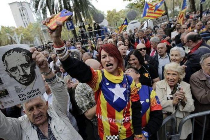 El Tribunal Superior de Justicia de Cataluña considera "un ataque" el apoyo frente a su sede a las imputadas por el 9N