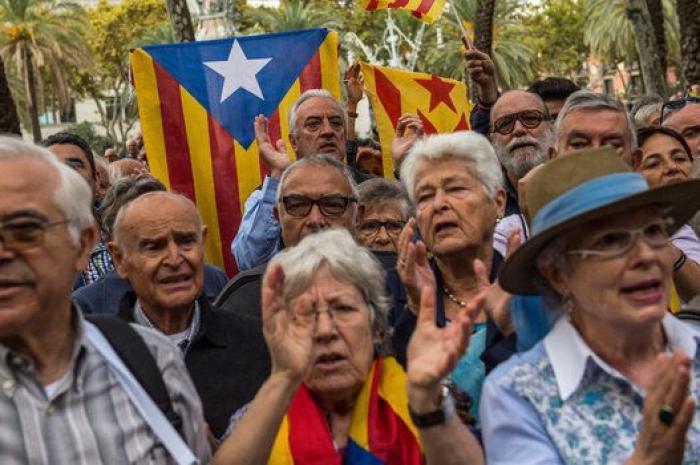 El Tribunal Superior de Justicia de Cataluña considera "un ataque" el apoyo frente a su sede a las imputadas por el 9N