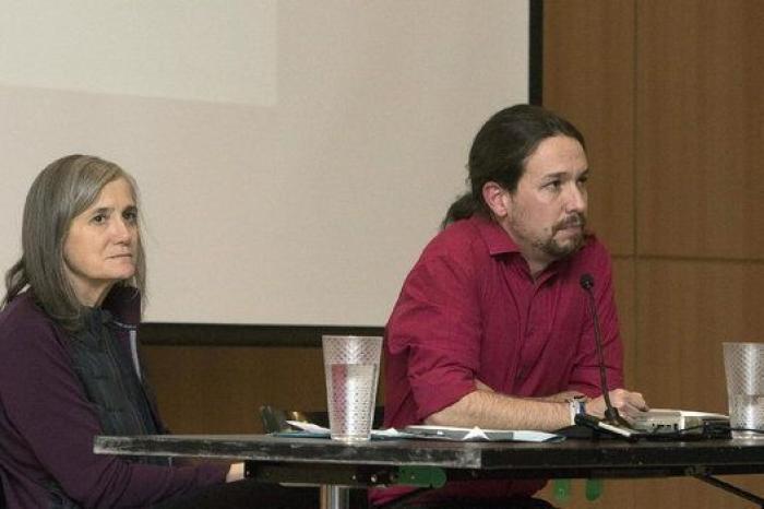 Policías del espionaje a Podemos ofrecieron protección a un exministro de Chávez a cambio de información