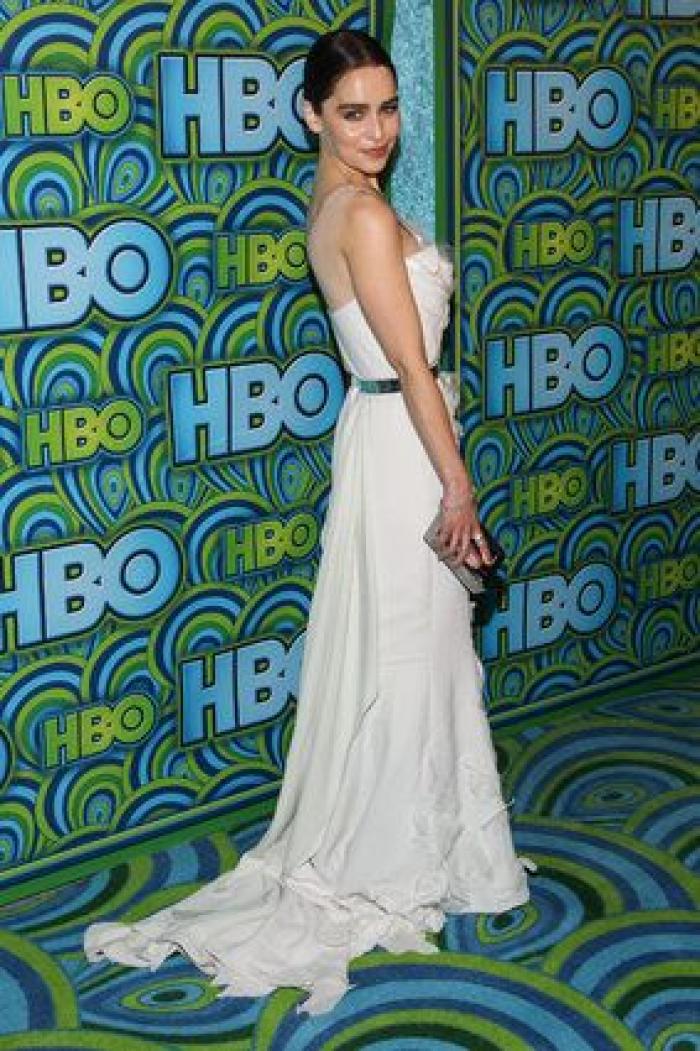 Emilia Clarke, borracha y retocada para su posado como la mujer más sexy del mundo en 'Esquire'