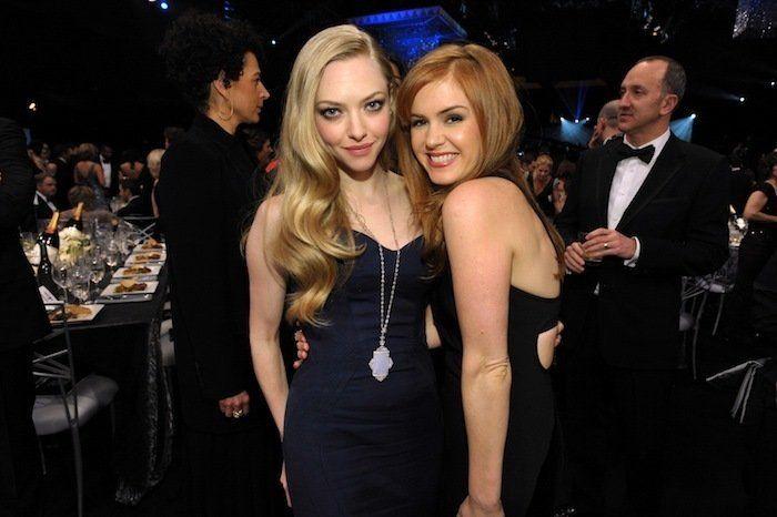 Descuidos de famosas: Jennifer Lawrence con vestido "roto" en los premios del Sindicato de Actores (FOTOS, GIF)