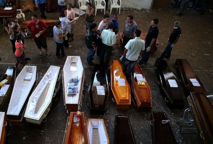 Tragedia en Brasil: Un cúmulo de negligencias agravaron las consecuencias del incendio (FOTOS)