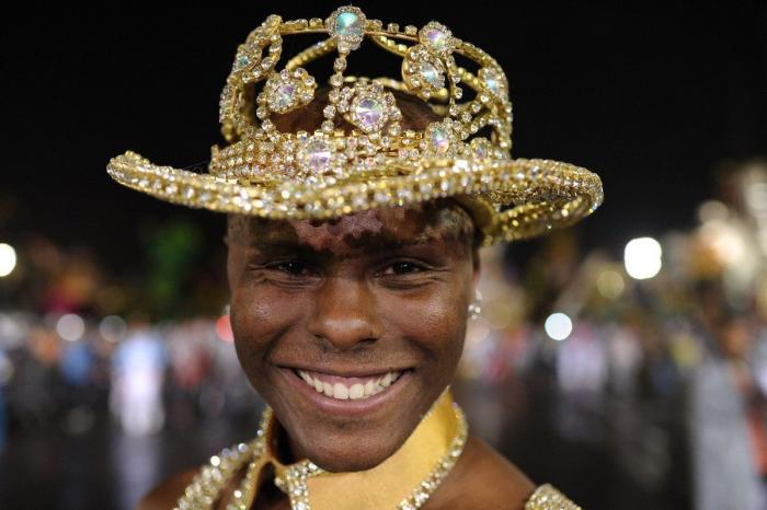 Disfraces 2013: Brasil se entrega de lleno a su multitudinario carnaval (FOTOS)