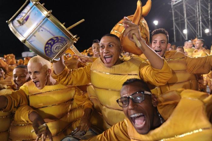 Disfraces 2013: Brasil se entrega de lleno a su multitudinario carnaval (FOTOS)