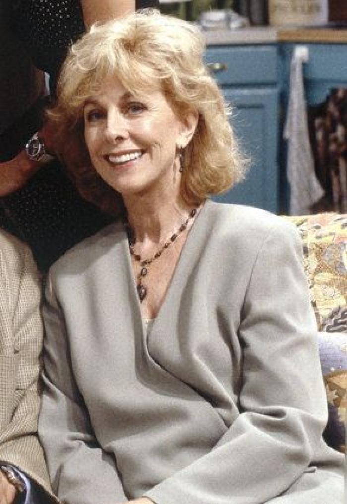 "Me despidieron de Frasier": el inspirador discurso de Lisa Kudrow sobre los reveses de la vida