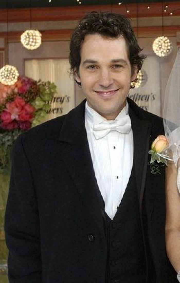 "Me despidieron de Frasier": el inspirador discurso de Lisa Kudrow sobre los reveses de la vida