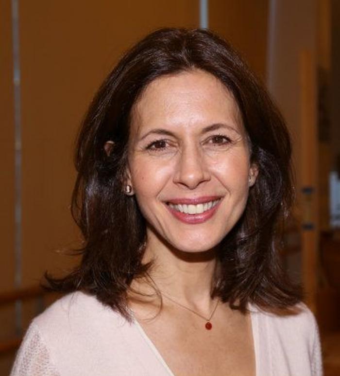 "Me despidieron de Frasier": el inspirador discurso de Lisa Kudrow sobre los reveses de la vida