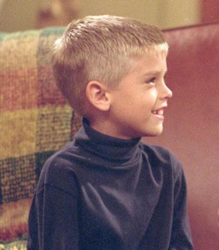 "Me despidieron de Frasier": el inspirador discurso de Lisa Kudrow sobre los reveses de la vida