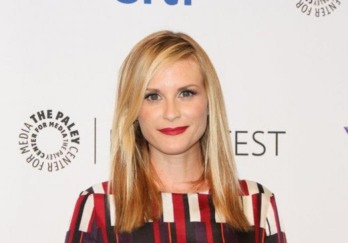 "Me despidieron de Frasier": el inspirador discurso de Lisa Kudrow sobre los reveses de la vida