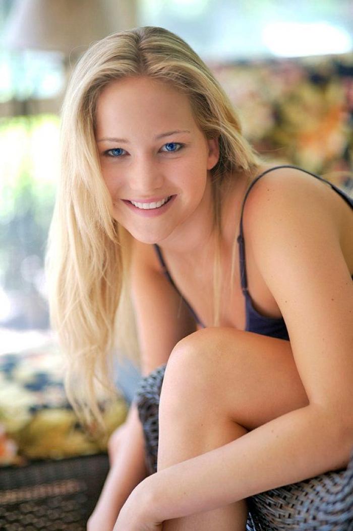 Jennifer Lawrence alza la voz contra la desigualdad salarial en Hollywood y recibe el apoyo de sus compañeros