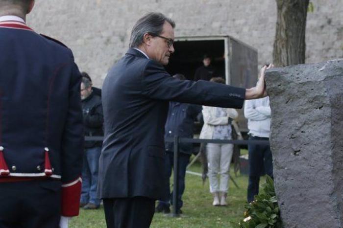 Artur Mas homenajea a Companys antes de declarar como imputado por el 9N