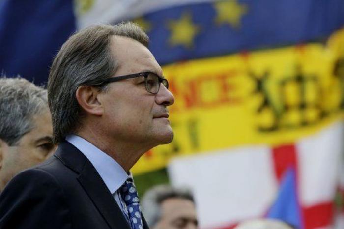 Artur Mas homenajea a Companys antes de declarar como imputado por el 9N