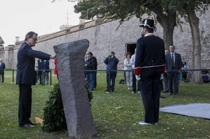 Artur Mas homenajea a Companys antes de declarar como imputado por el 9N