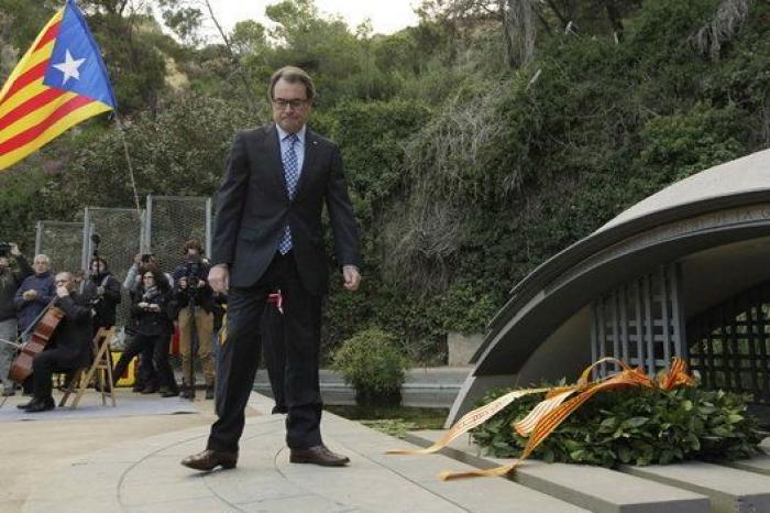 Artur Mas homenajea a Companys antes de declarar como imputado por el 9N