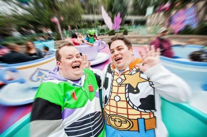 17 ideas mágicas para una sesión de fotos de compromiso inspirada en Disney