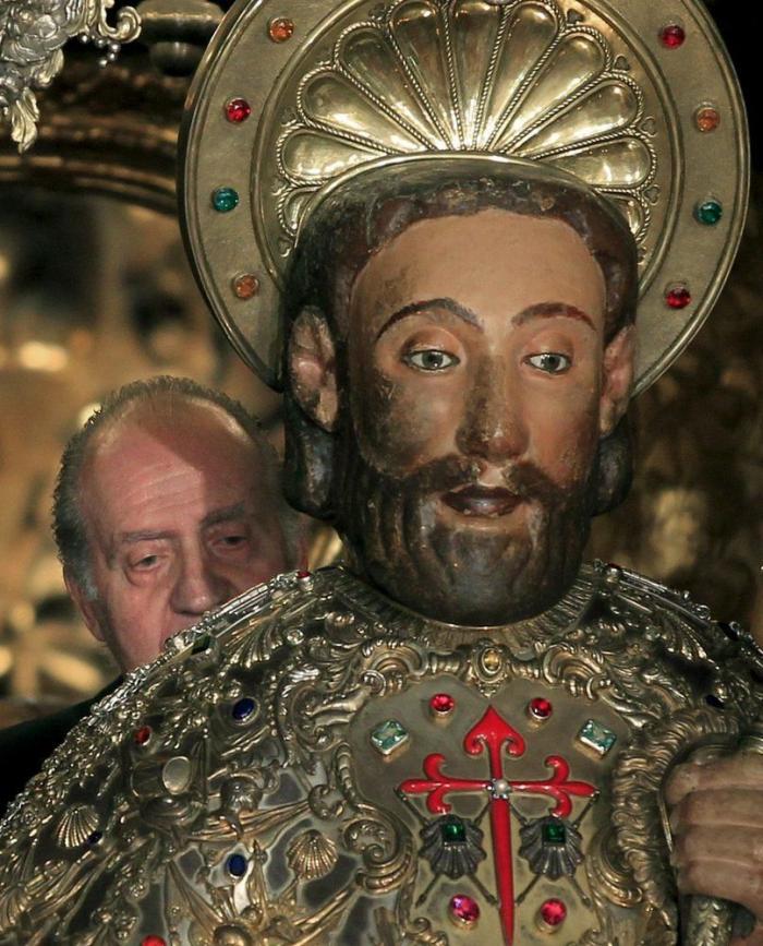 La abdicación del rey en las portadas de los periódicos (FOTOS)