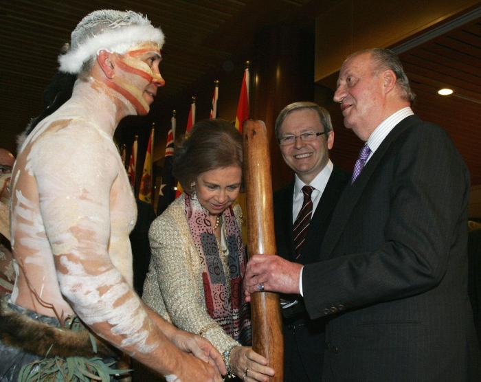 La abdicación del rey en las portadas de los periódicos (FOTOS)