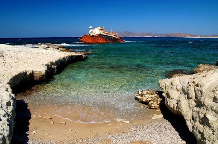 Menos de día y medio para encontrar al submarino desaparecido en Indonesia con 53 tripulantes